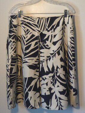 ANN TAYLOR Womens 100% Silk Pleated Skirt